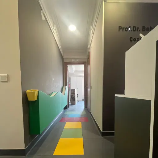 Pediatric dental clinic 1